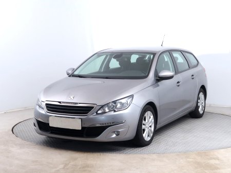 Peugeot 308, 2017 - pohled č. 3