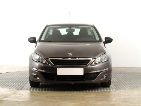 Peugeot 308, 2015 - pohled č. 2