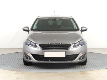 Peugeot 308, 2017 - pohled č. 2