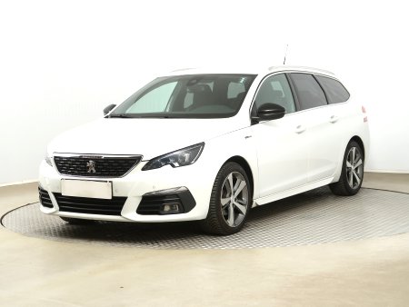 Peugeot 308, 2019 - pohled č. 3