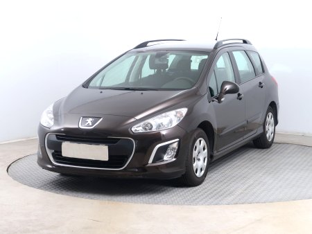 Peugeot 308, 2013 - pohled č. 3