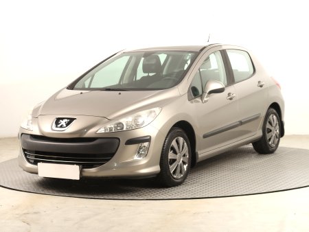 Peugeot 308, 2011 - pohled č. 3