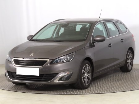 Peugeot 308, 2016 - pohled č. 3