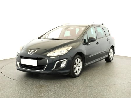 Peugeot 308, 2011 - pohled č. 3