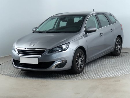 Peugeot 308, 2017 - pohled č. 3