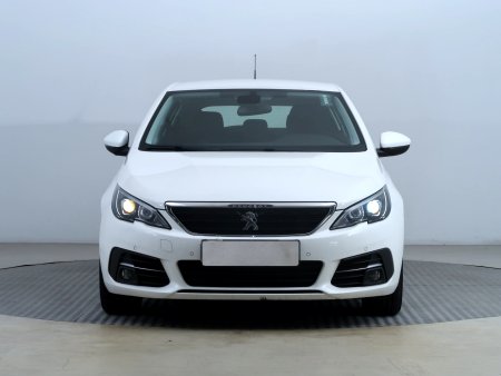 Peugeot 308, 2018 - pohled č. 2