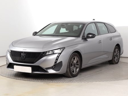 Peugeot 308, 2022 - pohled č. 3