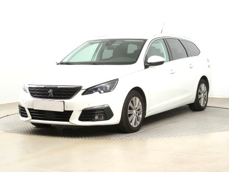 Peugeot 308, 2021 - pohled č. 3