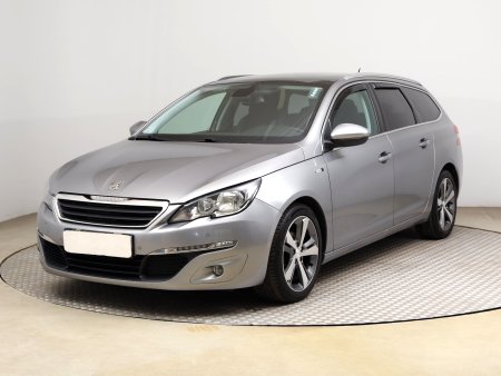 Peugeot 308, 2015 - pohled č. 3