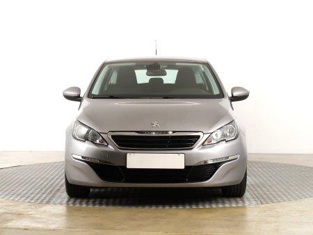 Peugeot 308, 2015 - pohled č. 2