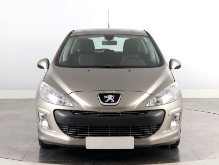 Peugeot 308, 2010 - pohled č. 2