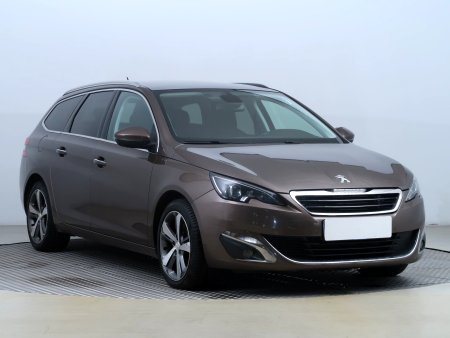 Peugeot 308, 2015
