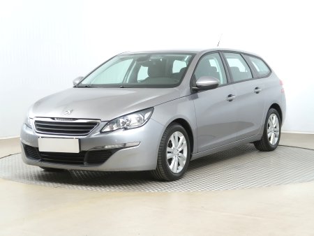 Peugeot 308, 2014 - pohled č. 3