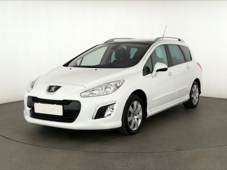 Peugeot 308, 2013 - pohled č. 3