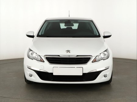 Peugeot 308, 2016 - pohled č. 2