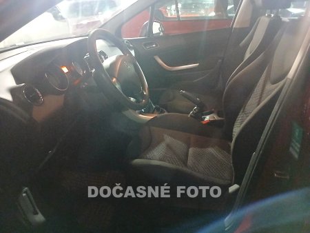 Peugeot 308, 2012 - pohled č. 3