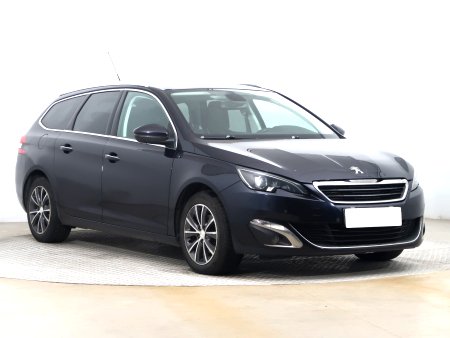 Peugeot 308, 2015