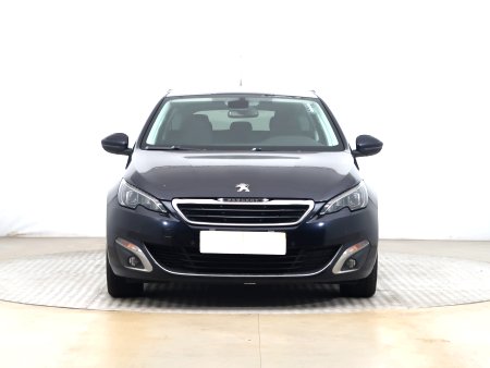 Peugeot 308, 2015 - pohled č. 2