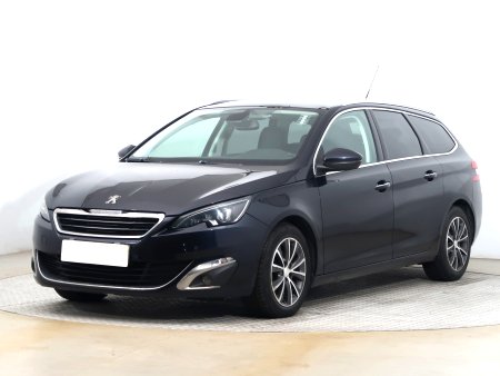Peugeot 308, 2015 - pohled č. 3
