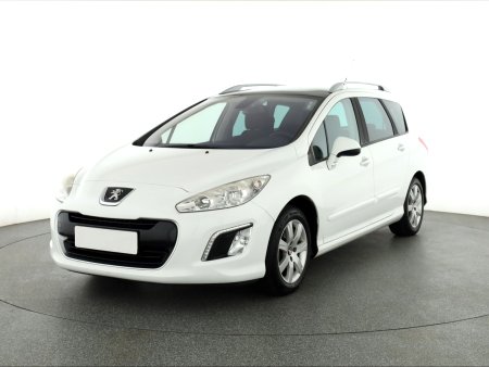 Peugeot 308, 2013 - pohled č. 3