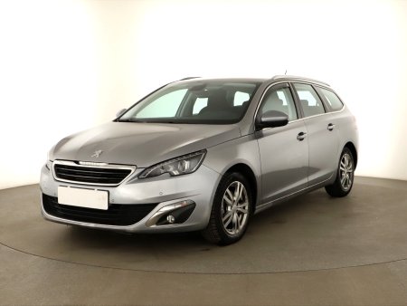 Peugeot 308, 2017 - pohled č. 3
