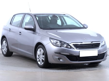 Peugeot 308, 2015