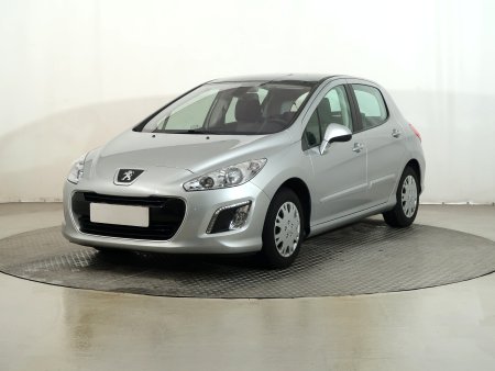 Peugeot 308, 2011 - pohled č. 3