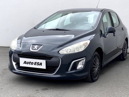 Peugeot 308, 2011 - pohled č. 3