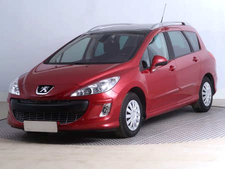 Peugeot 308, 2011 - pohled č. 3