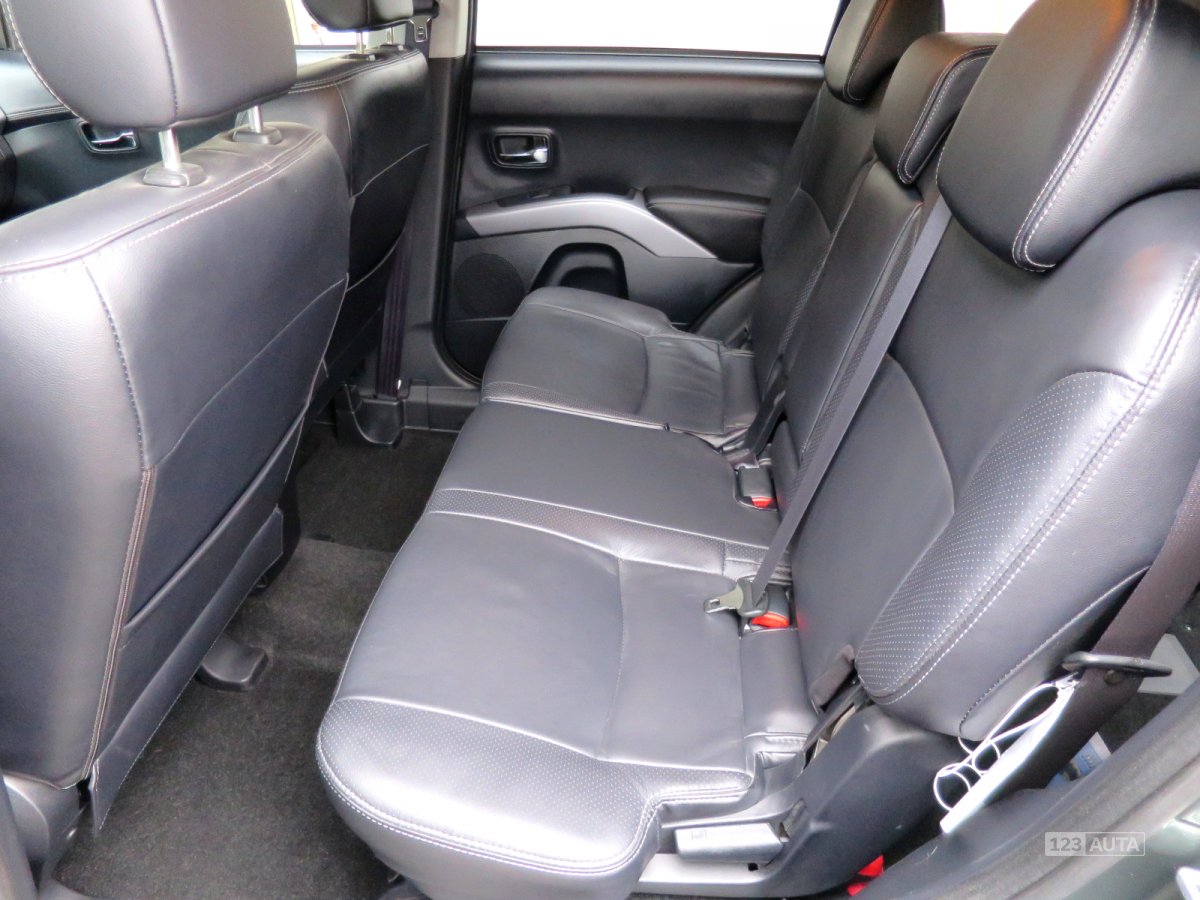 Peugeot 4007, 2012 - pohled č. 14