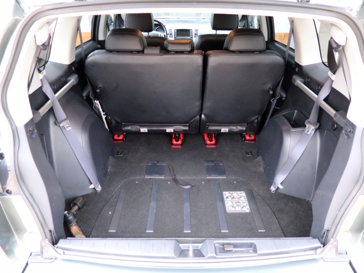 Peugeot 4007, 2012 - pohled č. 16