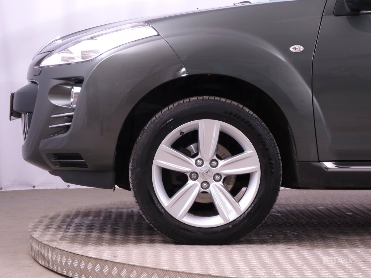 Peugeot 4007, 2012 - pohled č. 17