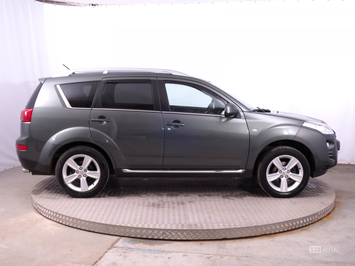 Peugeot 4007, 2012 - pohled č. 8