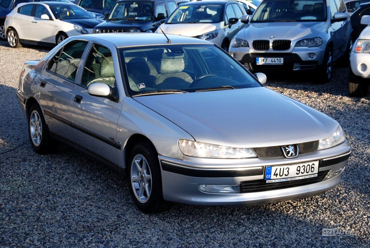 Peugeot 406, 1999 - pohled č. 2