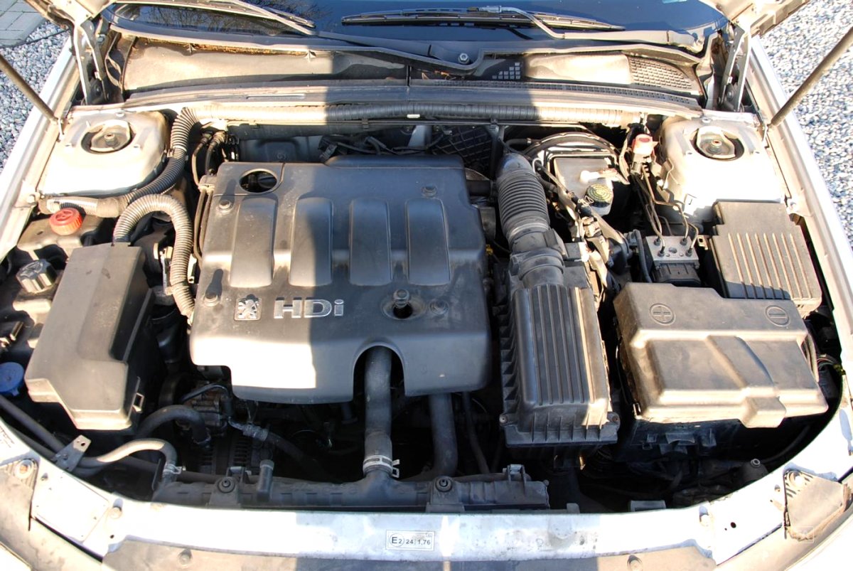 Peugeot 406, 1999 - pohled č. 9