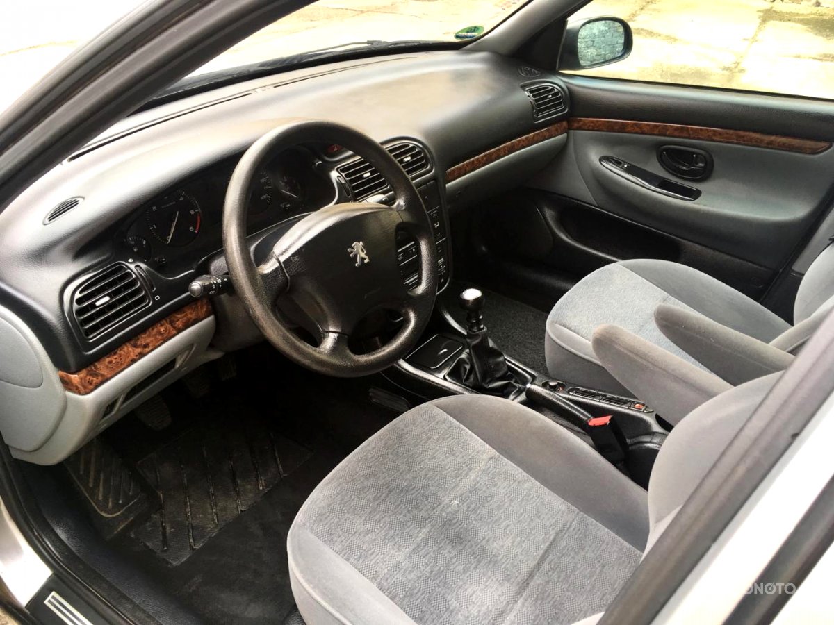 Peugeot 406, 2002 - pohled č. 10