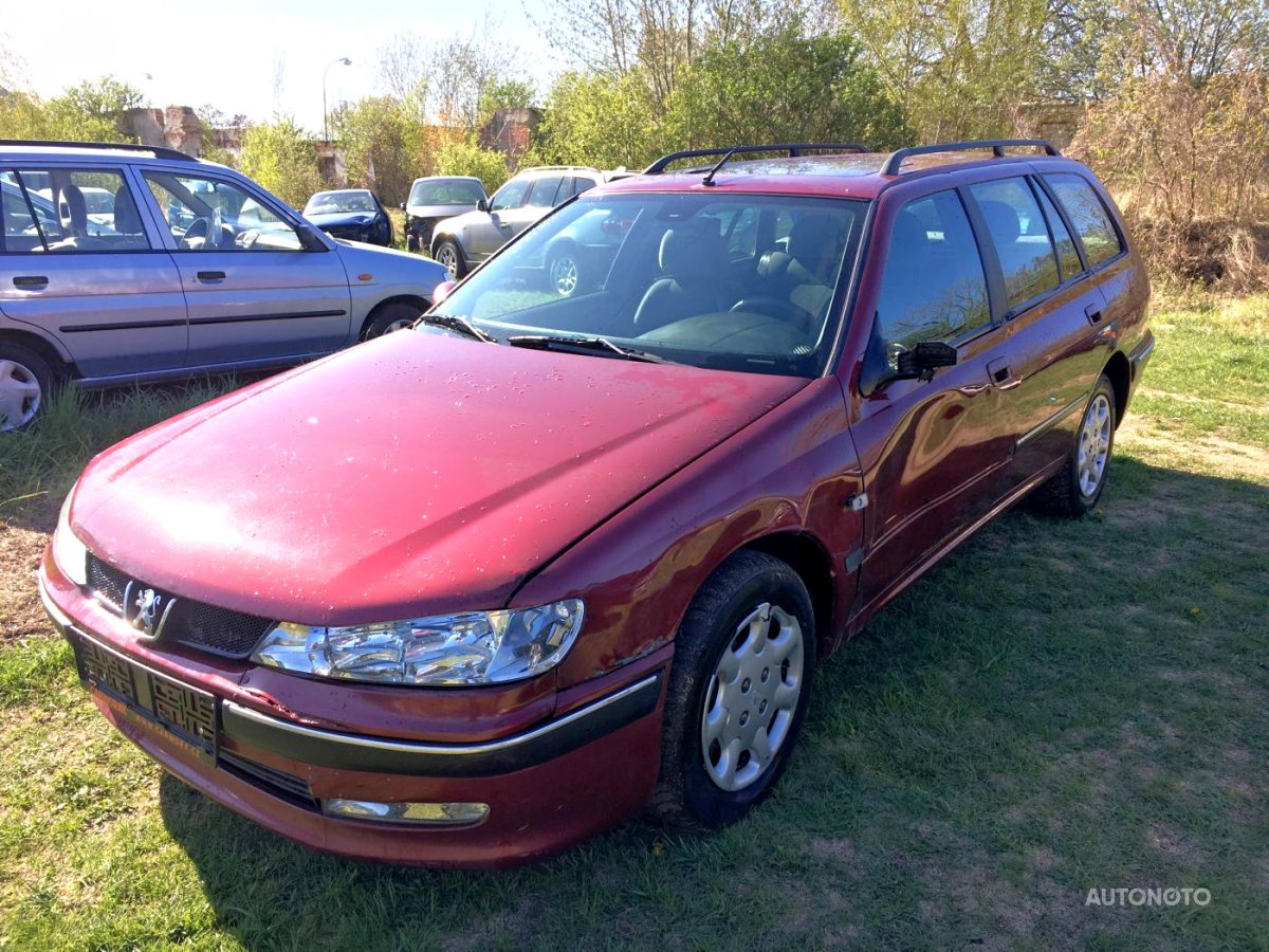 Peugeot 406, 2001 - pohled č. 3