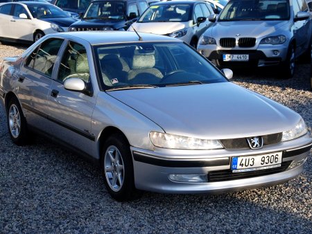 Peugeot 406, 1999 - pohled č. 2