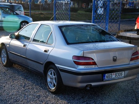 Peugeot 406, 1999 - pohled č. 4
