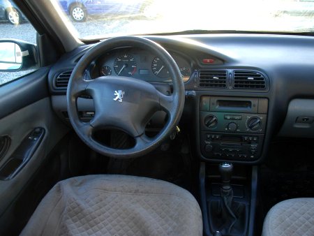 Peugeot 406, 1999 - pohled č. 5