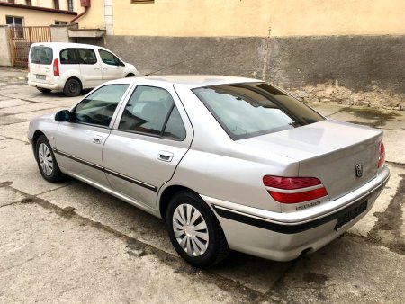 Peugeot 406, 2002 - pohled č. 4
