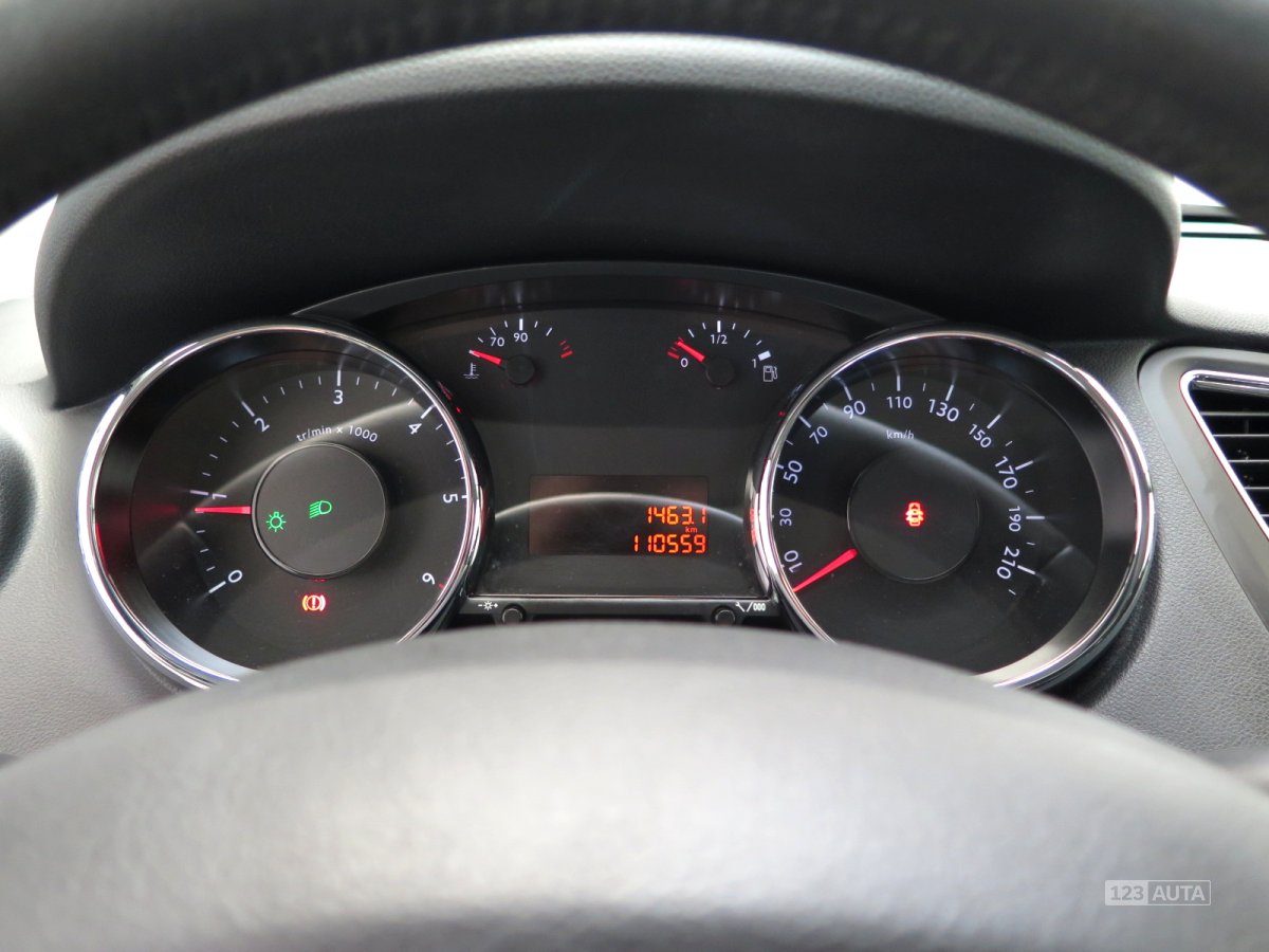 Peugeot 5008, 2011 - pohled č. 10