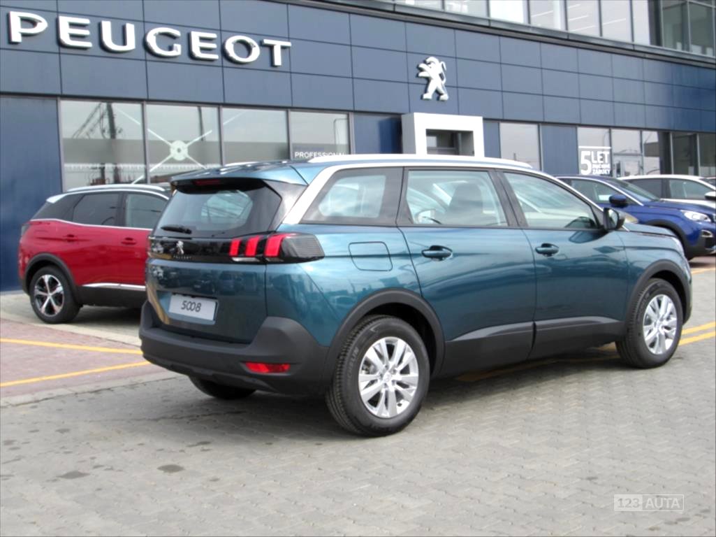 Peugeot 5008, 2018 - pohled č. 4
