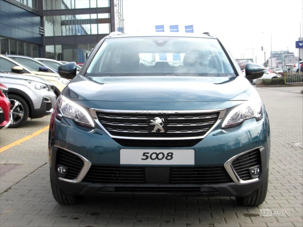 Peugeot 5008, 2018 - pohled č. 6