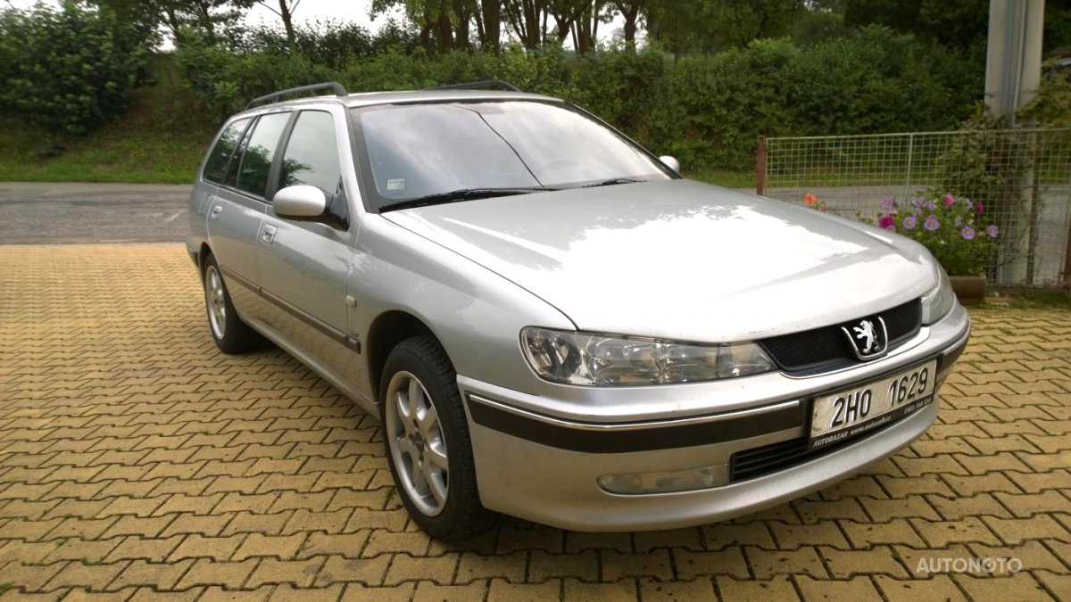 Peugeot 5008, 2013 - celkový pohled