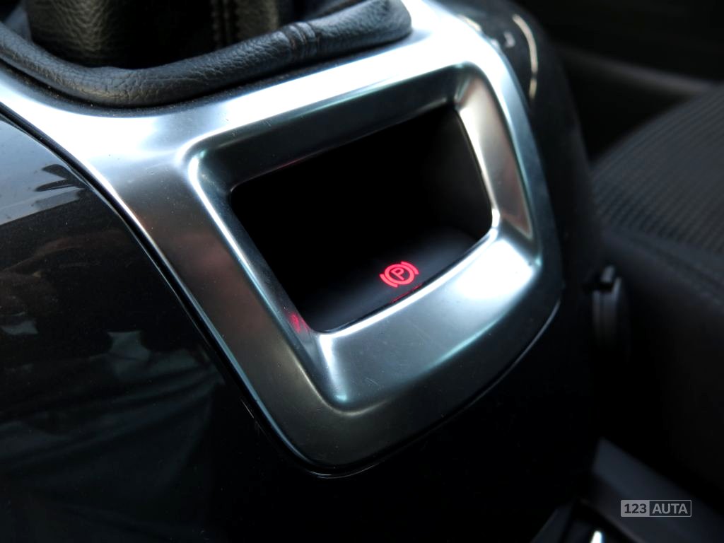 Peugeot 5008, 2011 - pohled č. 21