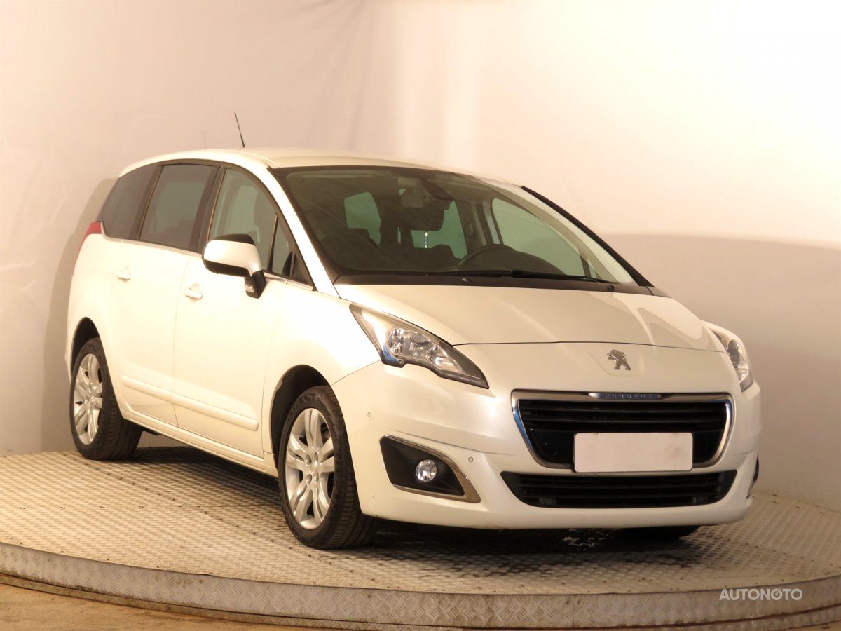 Peugeot 5008, 2015 - celkový pohled