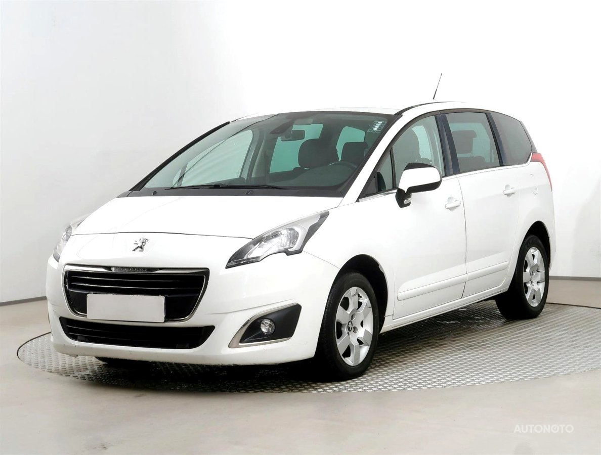 Peugeot 5008, 2016 - pohled č. 3