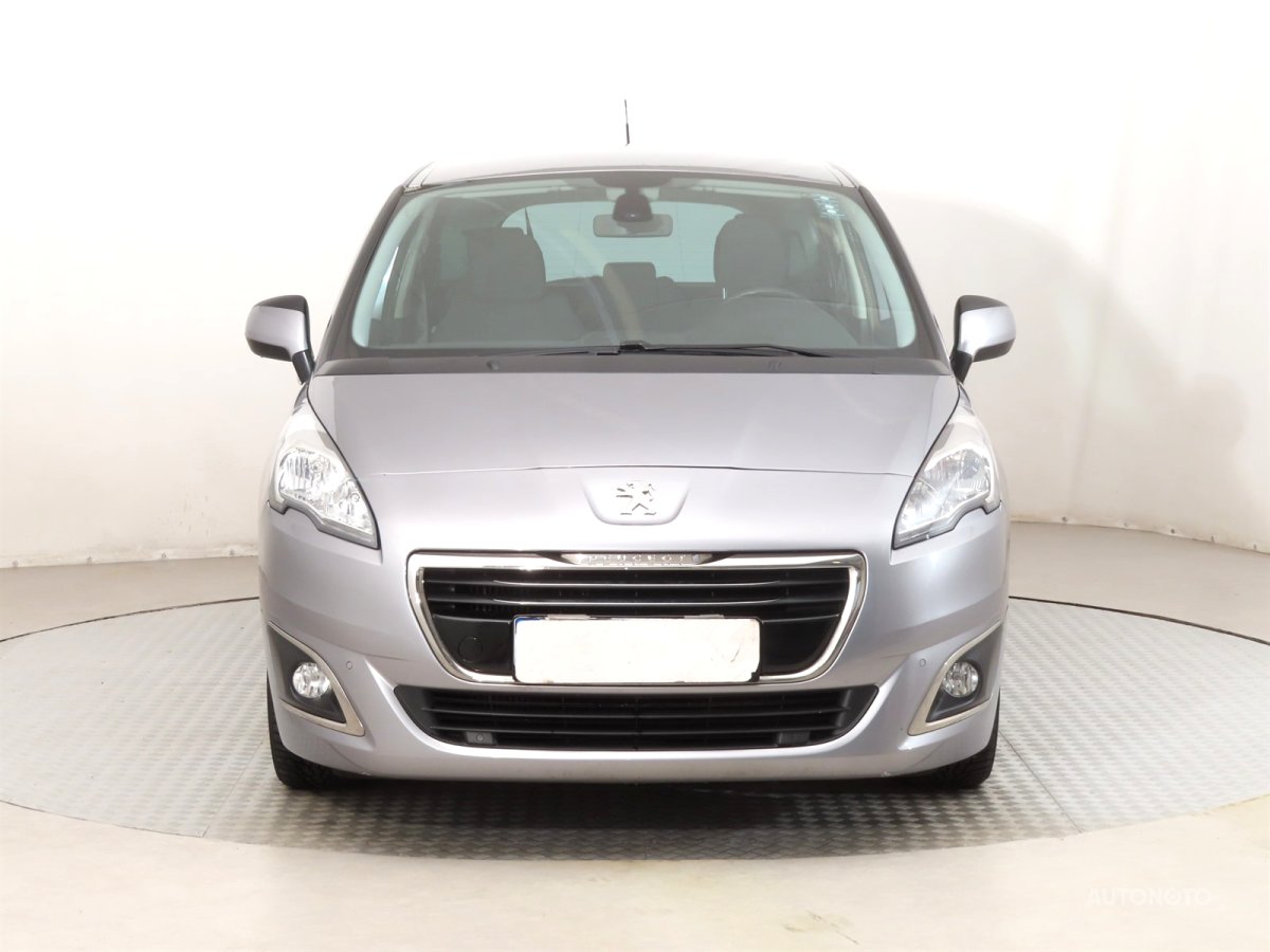 Peugeot 5008, 2015 - pohled č. 2