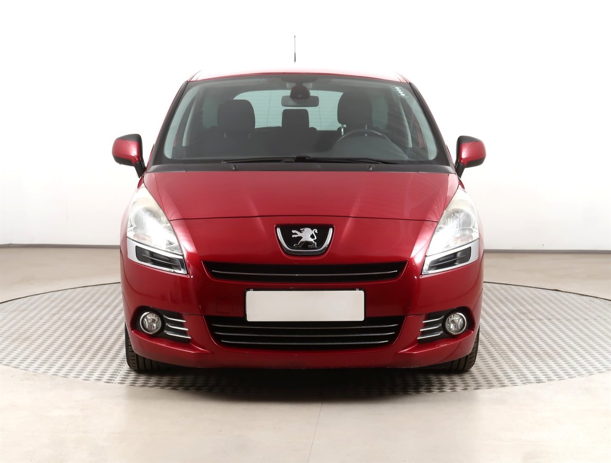 Peugeot 5008, 2012 - pohled č. 2